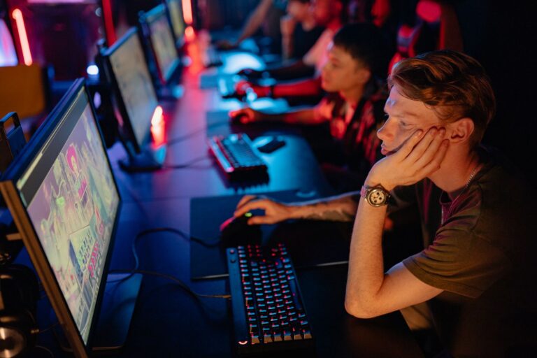 player behavior in competitive gaming